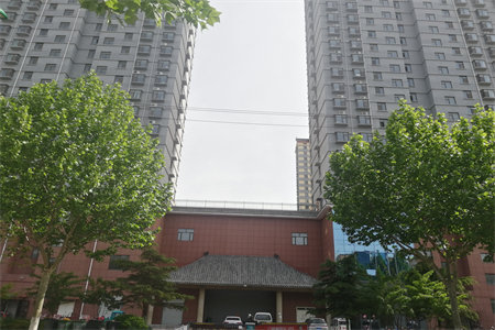 阁楼好大东武仁居5室3厅3卫116万140m2出售